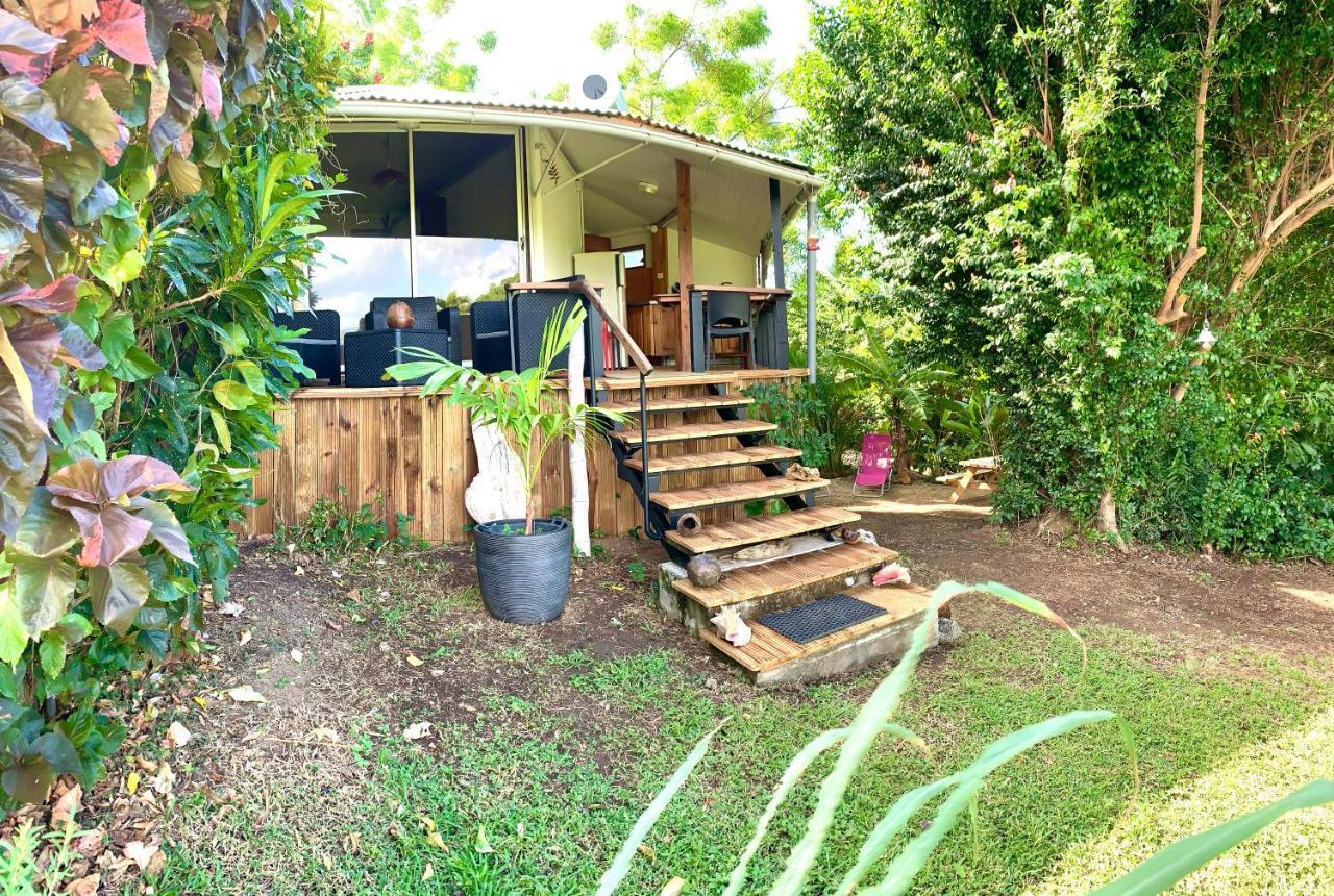 Lodge Colibris Piscine Privee Vue Panoramique Mer Et Montagne Pelee , 500 M Plage Dans Un Parc , Calme Assure Ideal Pour Decouvrir Le Nord Caraibes 르 카르베 외부 사진
