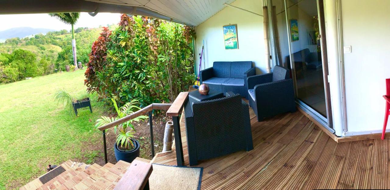 Lodge Colibris Piscine Privee Vue Panoramique Mer Et Montagne Pelee , 500 M Plage Dans Un Parc , Calme Assure Ideal Pour Decouvrir Le Nord Caraibes 르 카르베 외부 사진