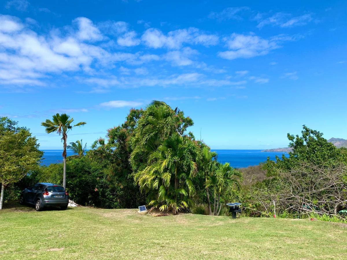 Lodge Colibris Piscine Privee Vue Panoramique Mer Et Montagne Pelee , 500 M Plage Dans Un Parc , Calme Assure Ideal Pour Decouvrir Le Nord Caraibes 르 카르베 외부 사진