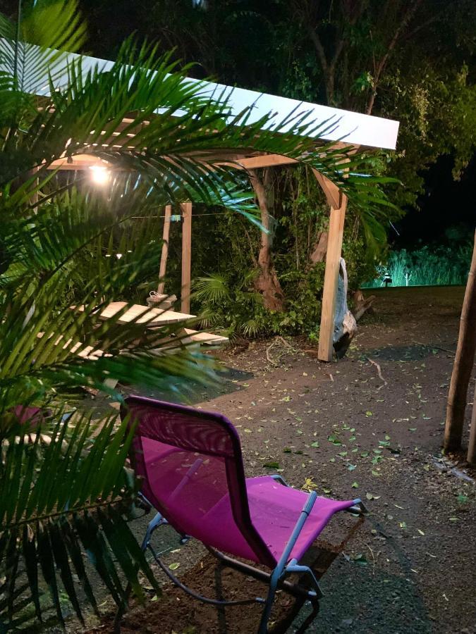 Lodge Colibris Piscine Privee Vue Panoramique Mer Et Montagne Pelee , 500 M Plage Dans Un Parc , Calme Assure Ideal Pour Decouvrir Le Nord Caraibes 르 카르베 외부 사진
